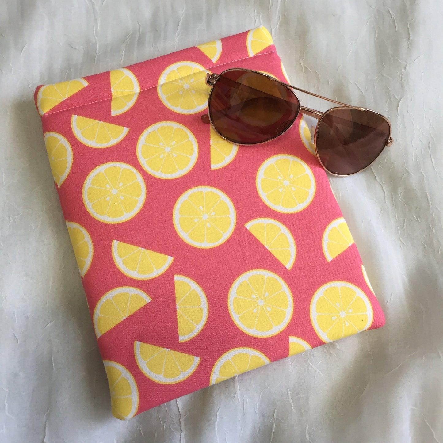 Pink Lemons Padded Book Sleeve, Summer Themed, Strawberry Lemonade, Beach Reading Accessory